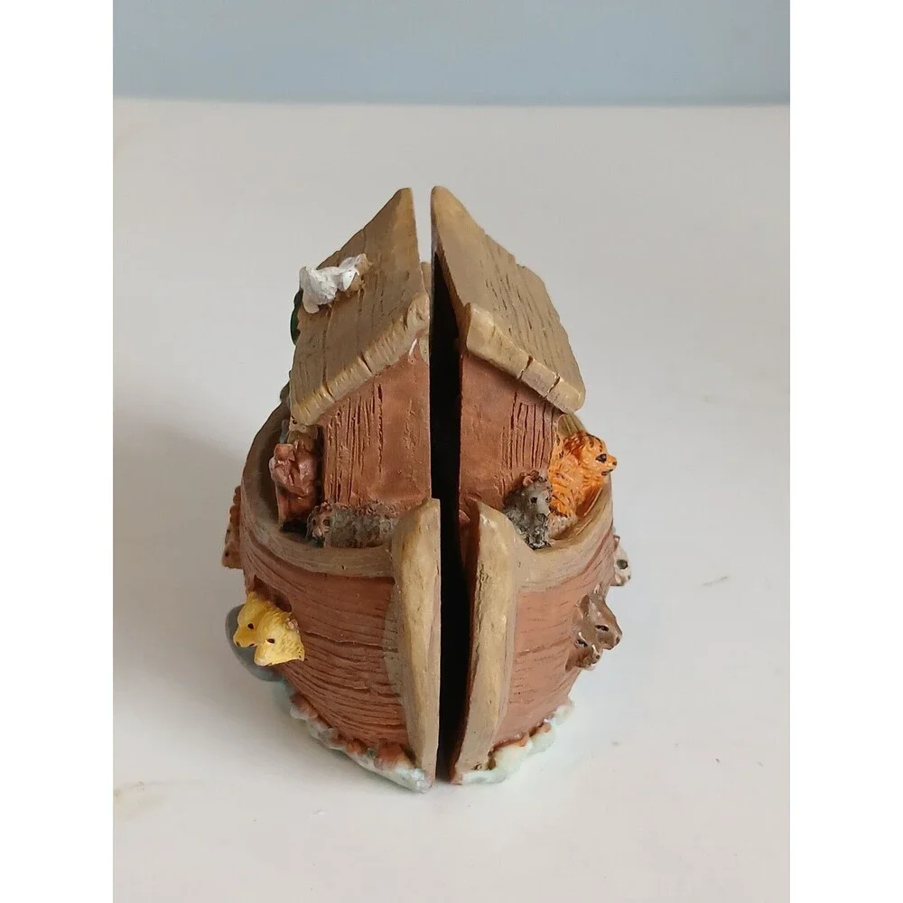 Vintage Resin Noah's Ark Hinged Diorama Inside